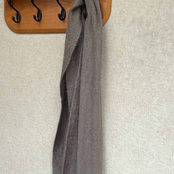 Ladies Winter Scarfs - Picture 8 of 8